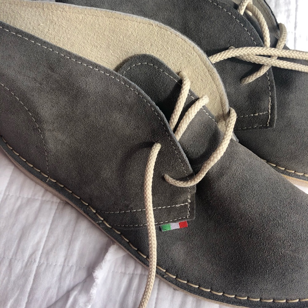 Shoes - Picture 3 of 5